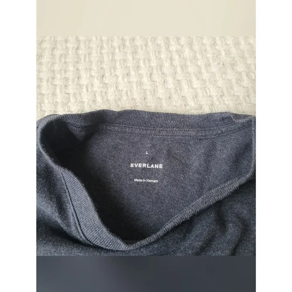 Everlane Classic Men's Crewneck T-Shirt in Heather Navy Blue Size L - Picture 4 of 9